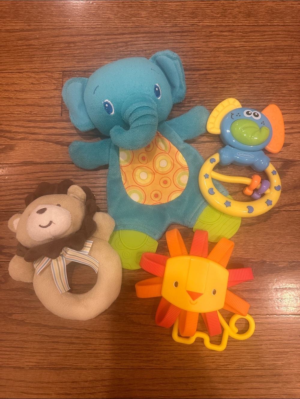 EUC Baby Rattle Teether Lot of 4, Elephants & Lions